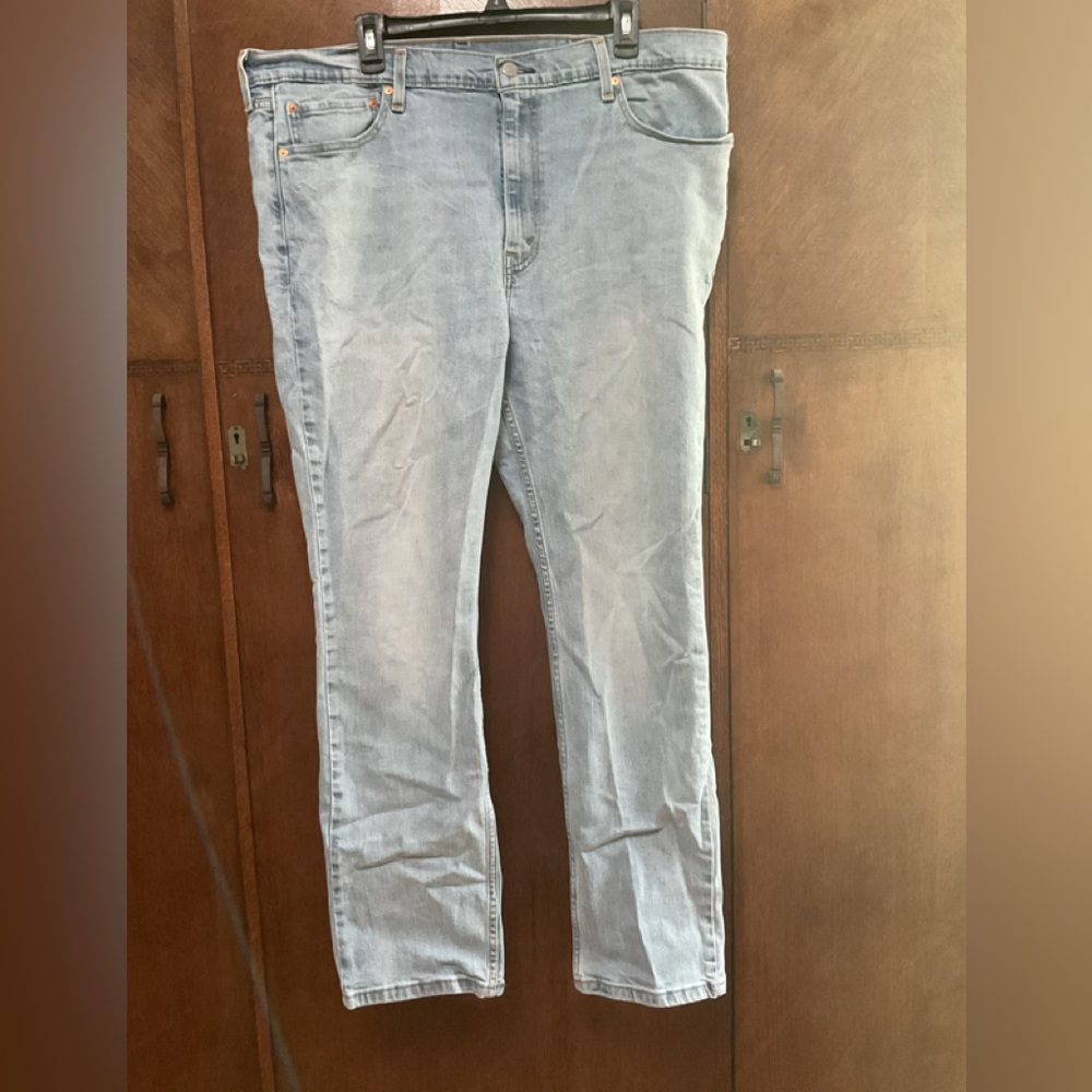 Levi’s 511 men’s jeans in modern light blue denim wash size W42 L32